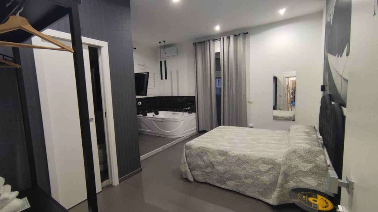 Lombardi Luxury Home Napoli Eksteriør bilde